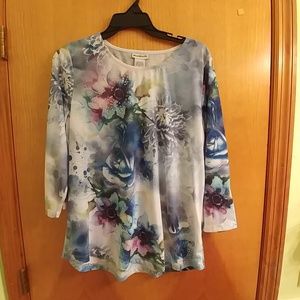 Flower print woman top from BonWorth.